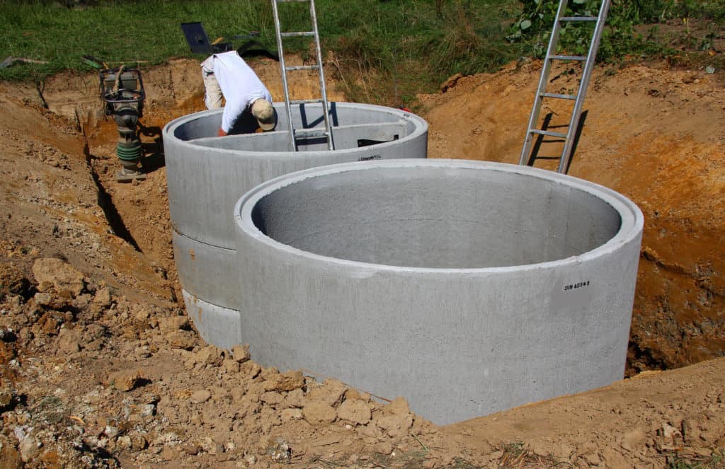 Tout savoir sur la fosse septique en béton guide complet